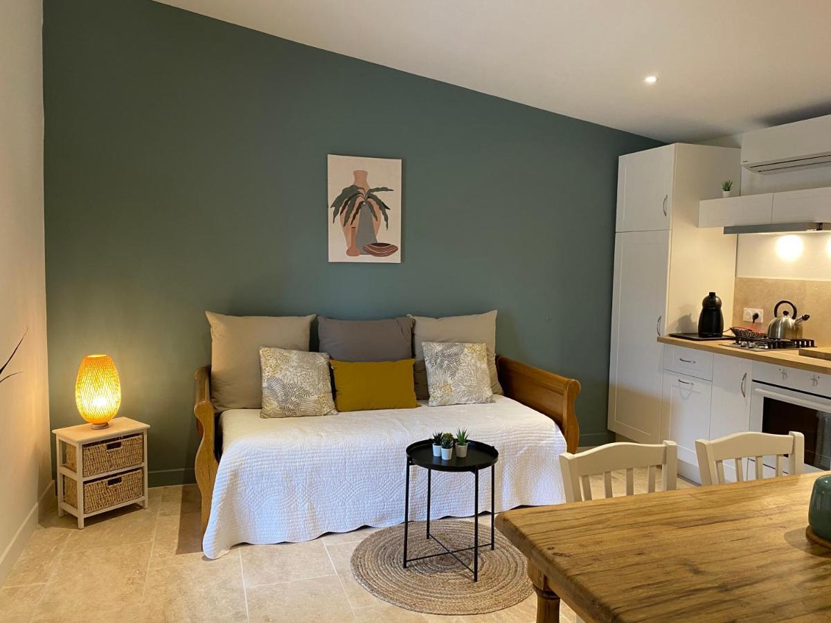 Domaine Du Mas Foucray Aparthotel Les Baux-de-Provence Eksteriør bilde