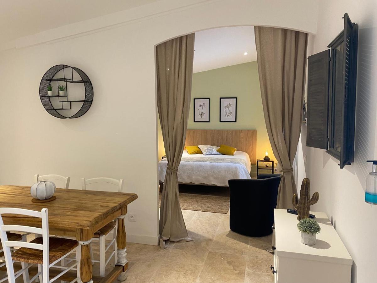 Domaine Du Mas Foucray Aparthotel Les Baux-de-Provence Eksteriør bilde