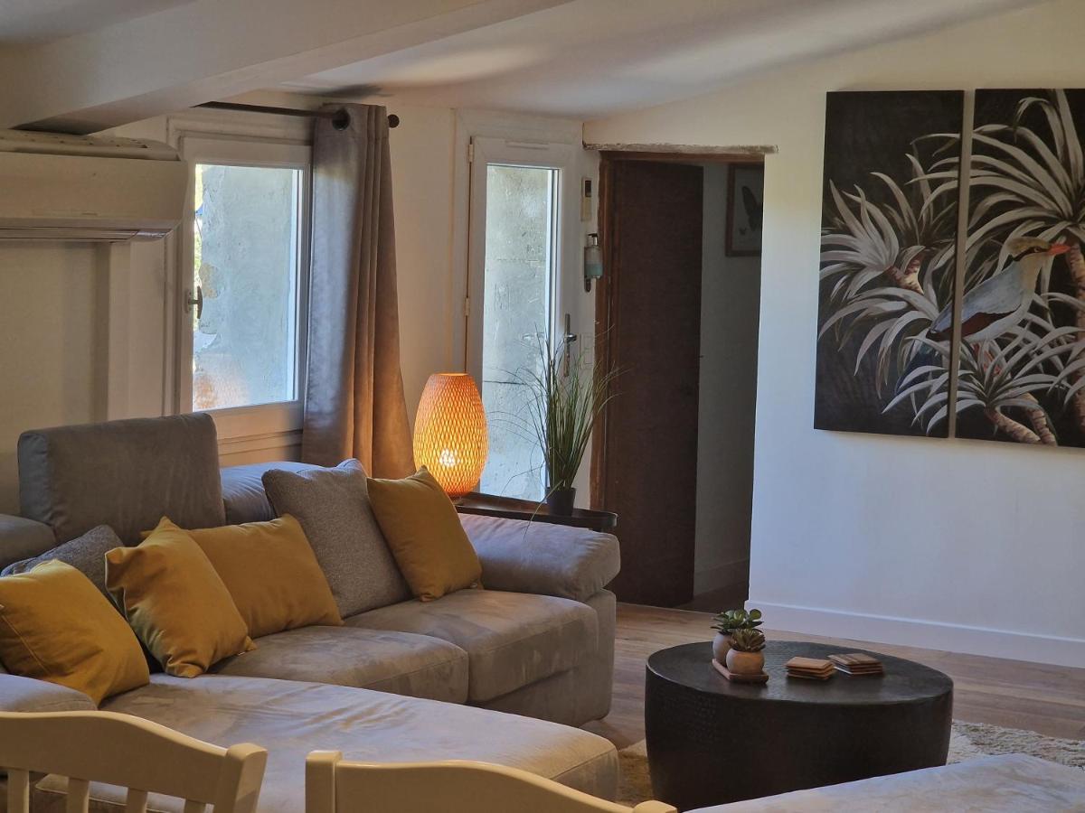 Domaine Du Mas Foucray Aparthotel Les Baux-de-Provence Eksteriør bilde